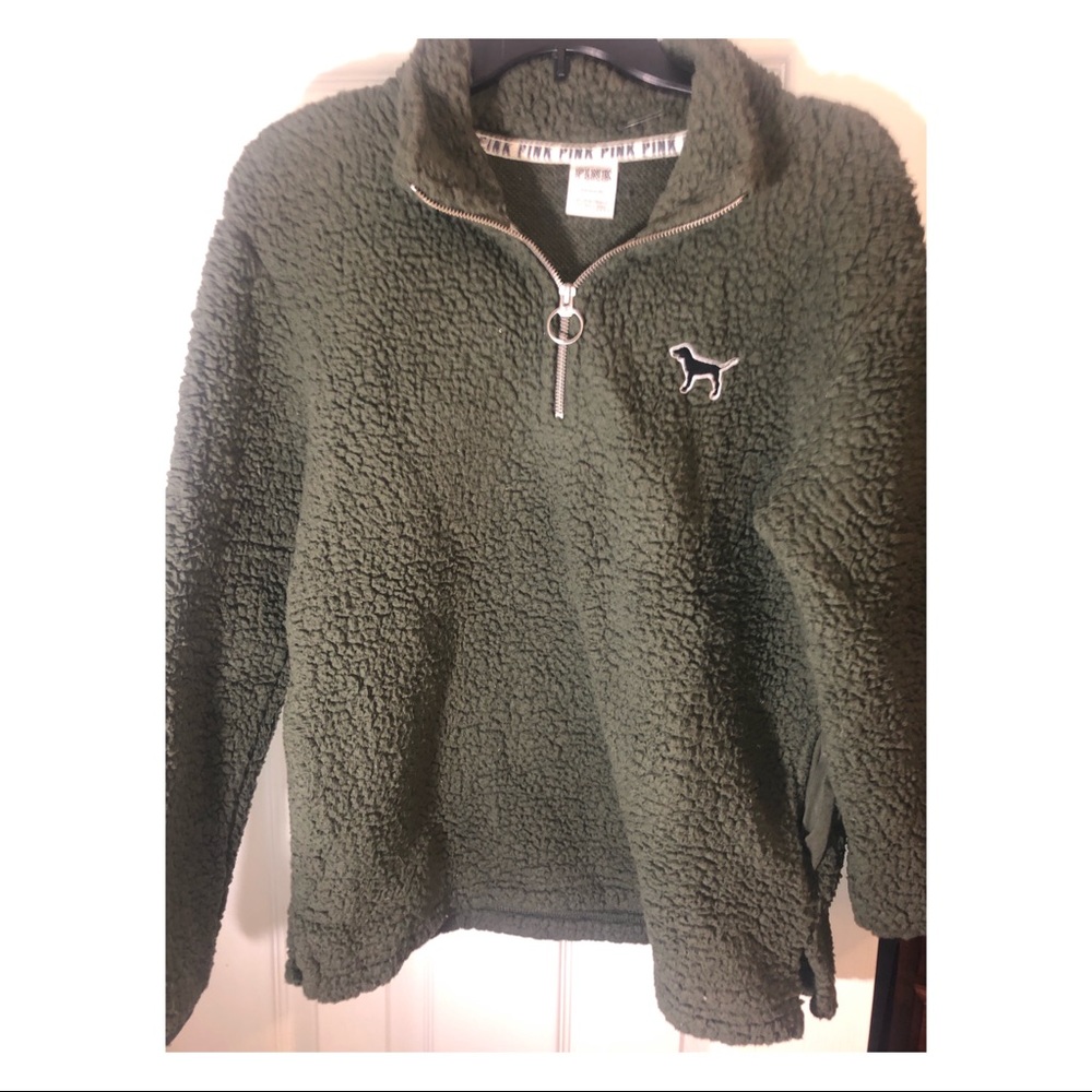 VS PINK Pullover